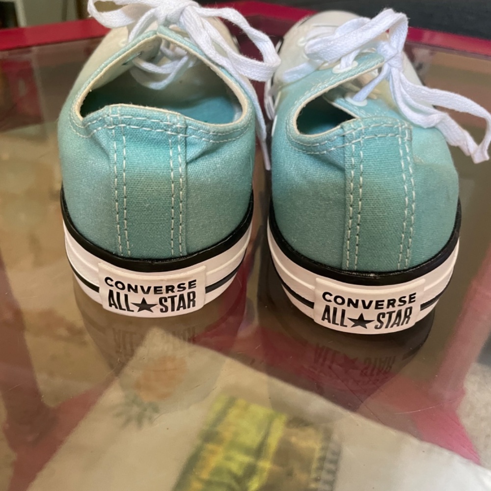 Converse Teal ombré
